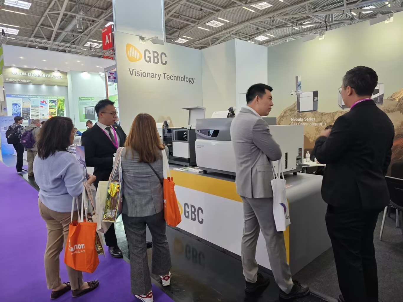 7edff0e3-c483-482e-a7b6-db7680b283fb.jpg